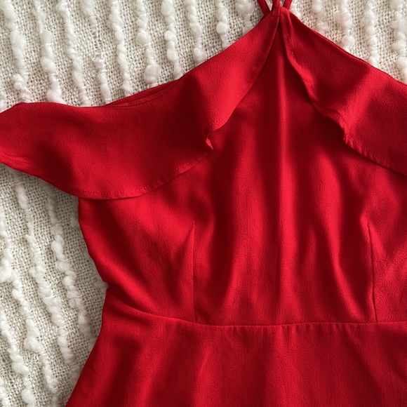 Monteau Red Halter Top - Picture 2 of 6